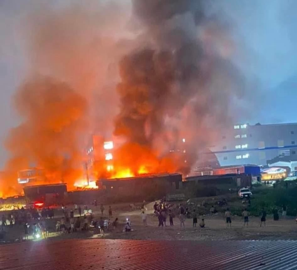 Hiện trường vụ cháy tại KCN Quang Châu
