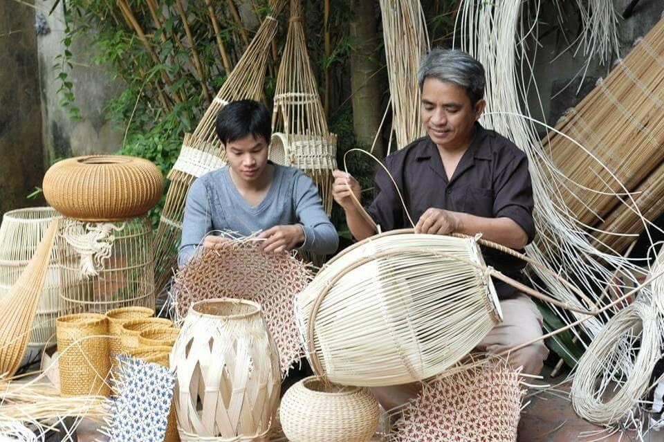 Từng bước nâng cao giá trị sản phẩm và phát triển du lịch trong các làng nghề