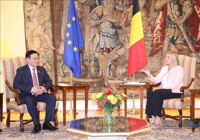 Chủ tịch Quốc hội Vương Đình Huệ cảm ơn Hạ viện Bỉ thông qua Nghị quyết kêu gọi ủng hộ nạn nhân chất độc da cam Việt Nam