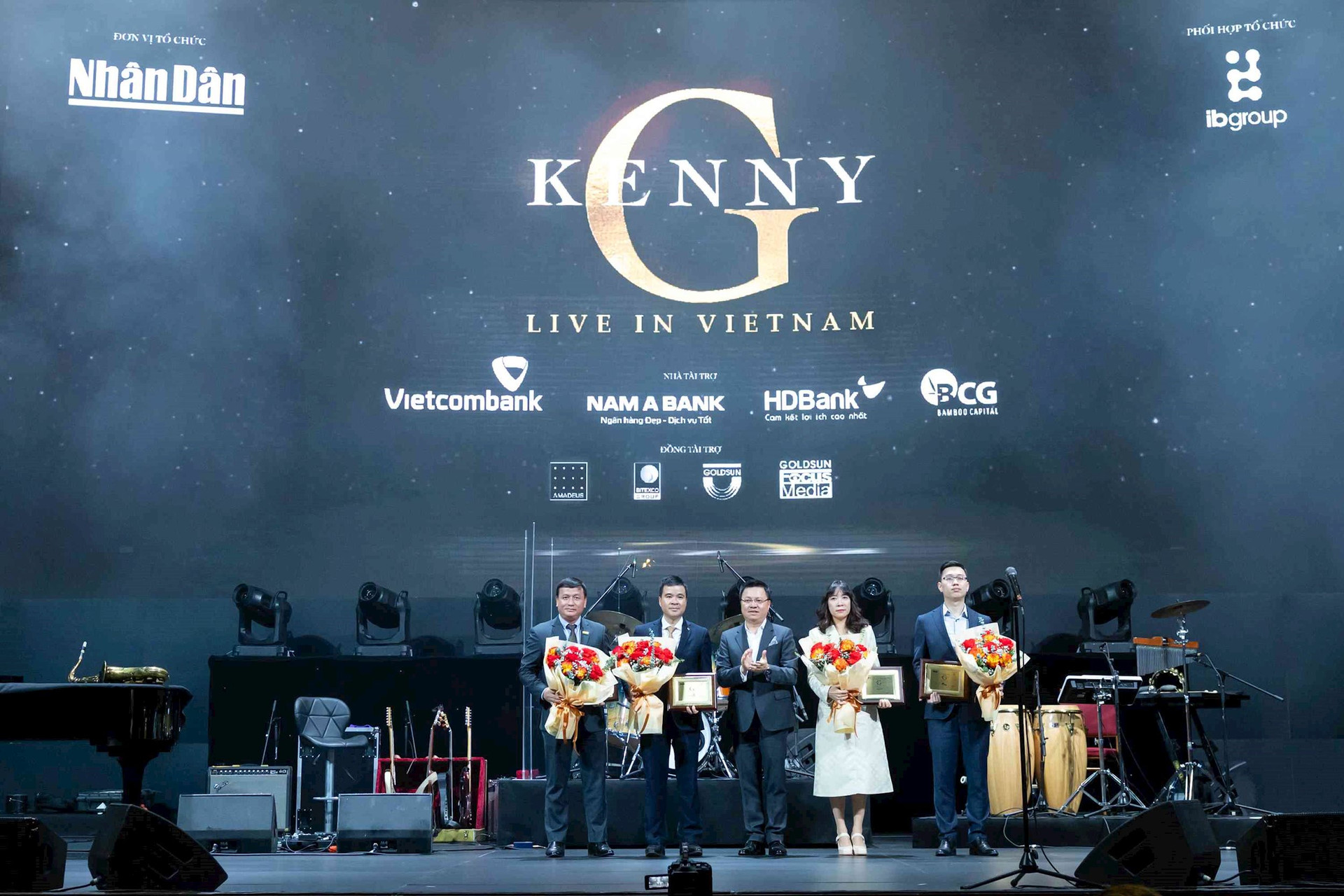 kenny-g-live-in-vietnam-3-3.jpg