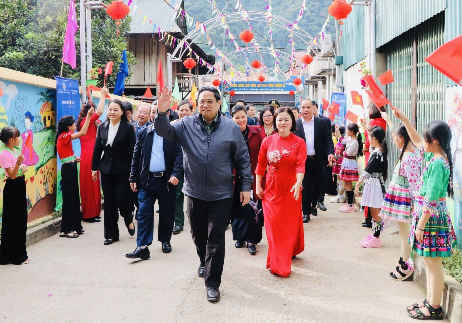 Thủ tướng Chính phủ Phạm Minh Chính thăm và làm việc tại Lai Châu