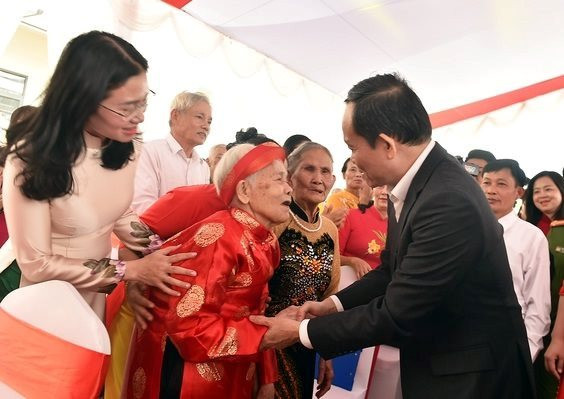 Phó Thủ tướng Trần Lưu Quang dự Ngày hội Đại đoàn kết tại Thanh Hóa