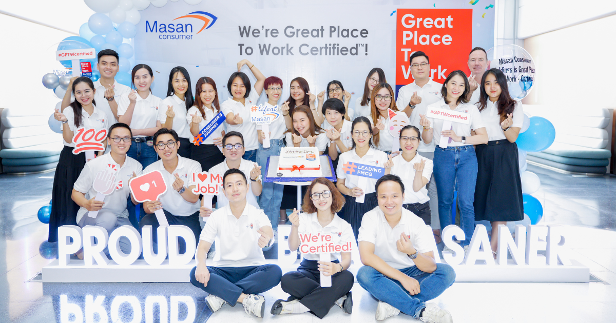 nhan-vien-masan-consumer-holdings-vui-mung-don-chung-nhan-great-place-to-work.png