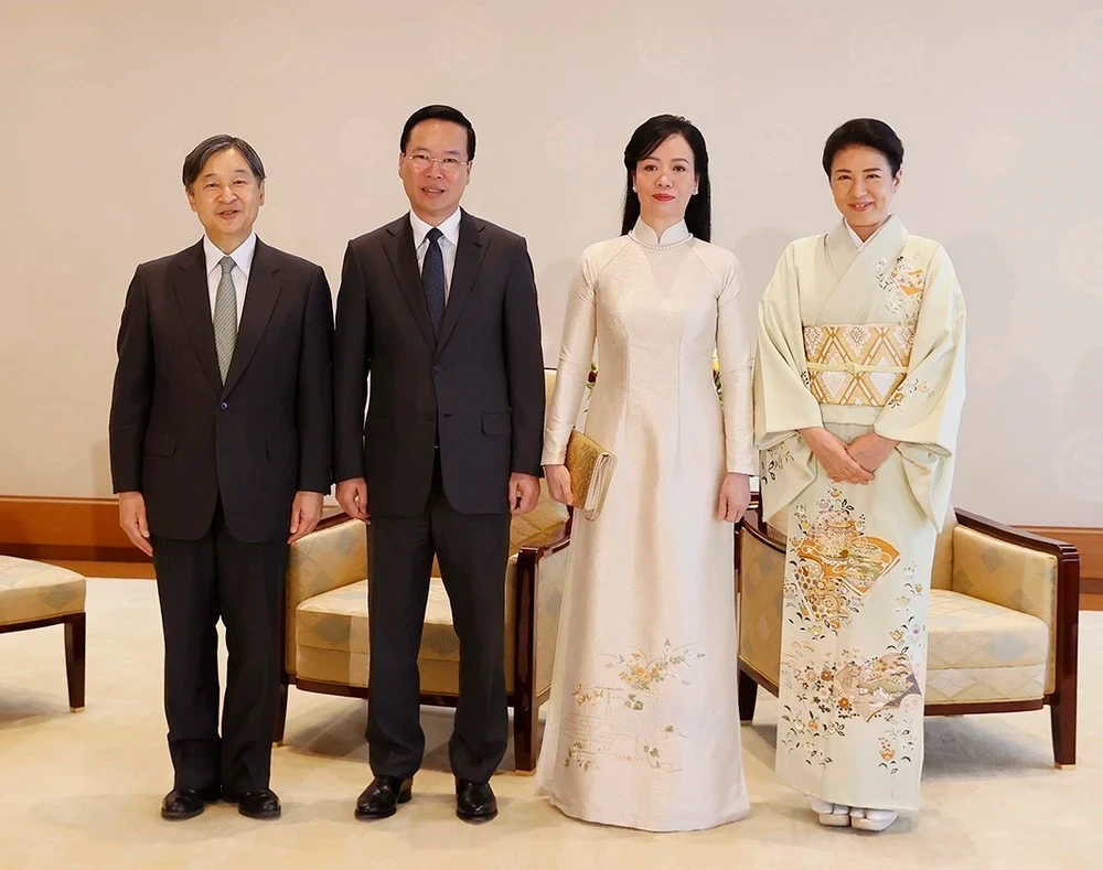 Chủ tịch nước Võ Văn Thưởng và Phu nhân Phan Thị Thanh Tâm hội kiến Nhà vua Naruhito cùng Hoàng hậu Nhật Bản Masako. (Ảnh: Thống Nhất/TTXVN)