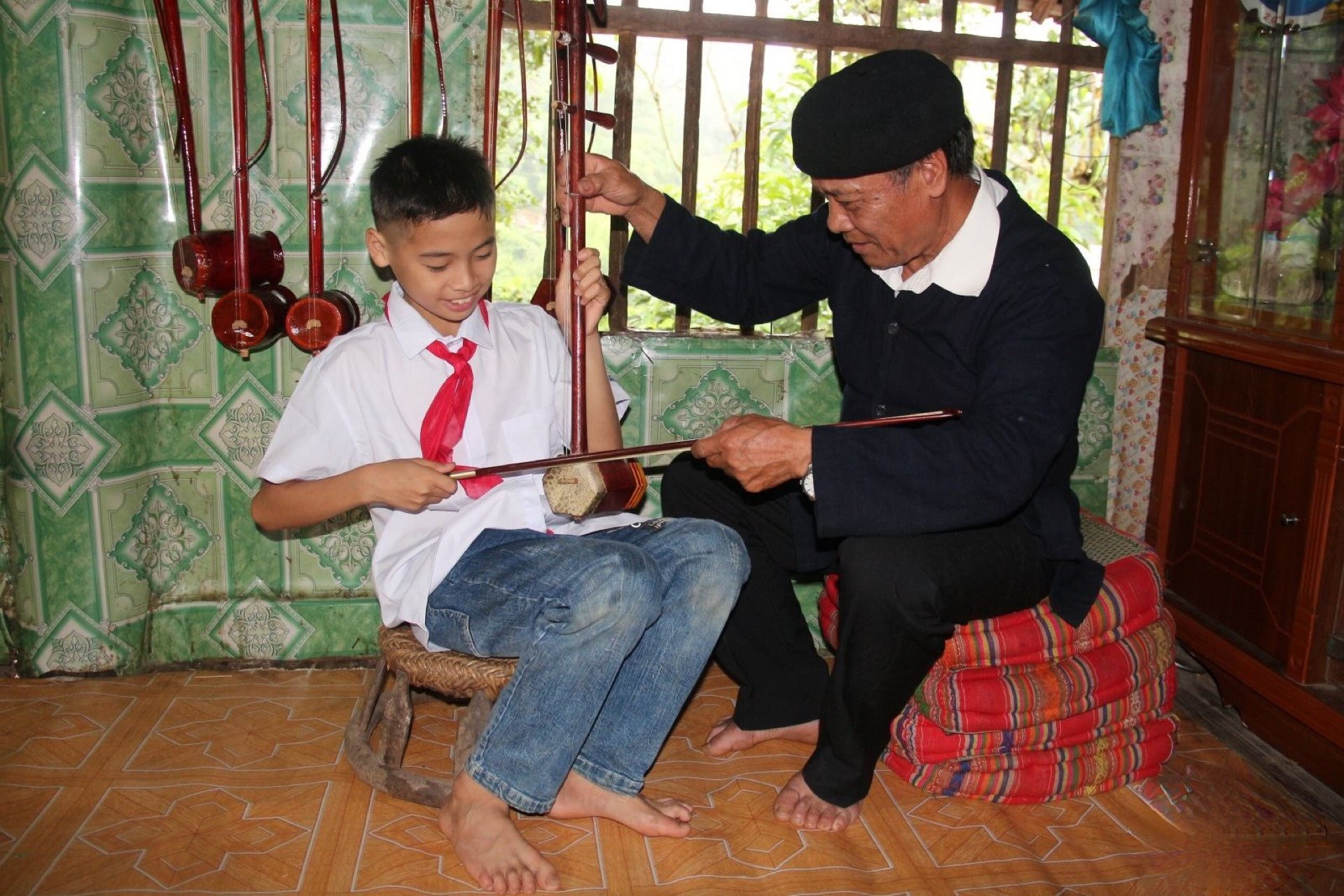 Người giữ hồn nhạc cụ dân tộc Thái