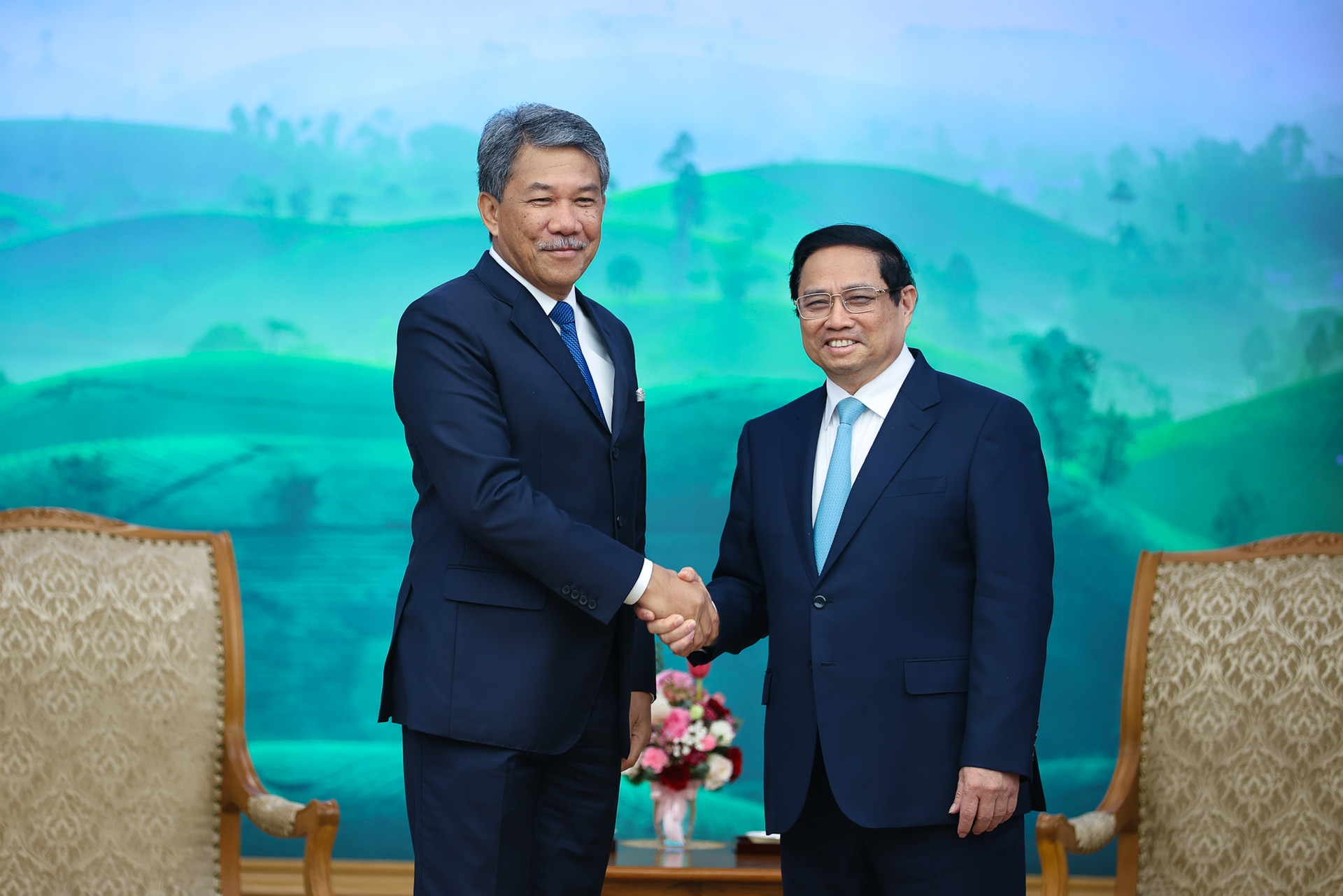 Thủ tướng Phạm Minh Chính tiếp Bộ trưởng Quốc phòng Malaysia- Ảnh 1.
