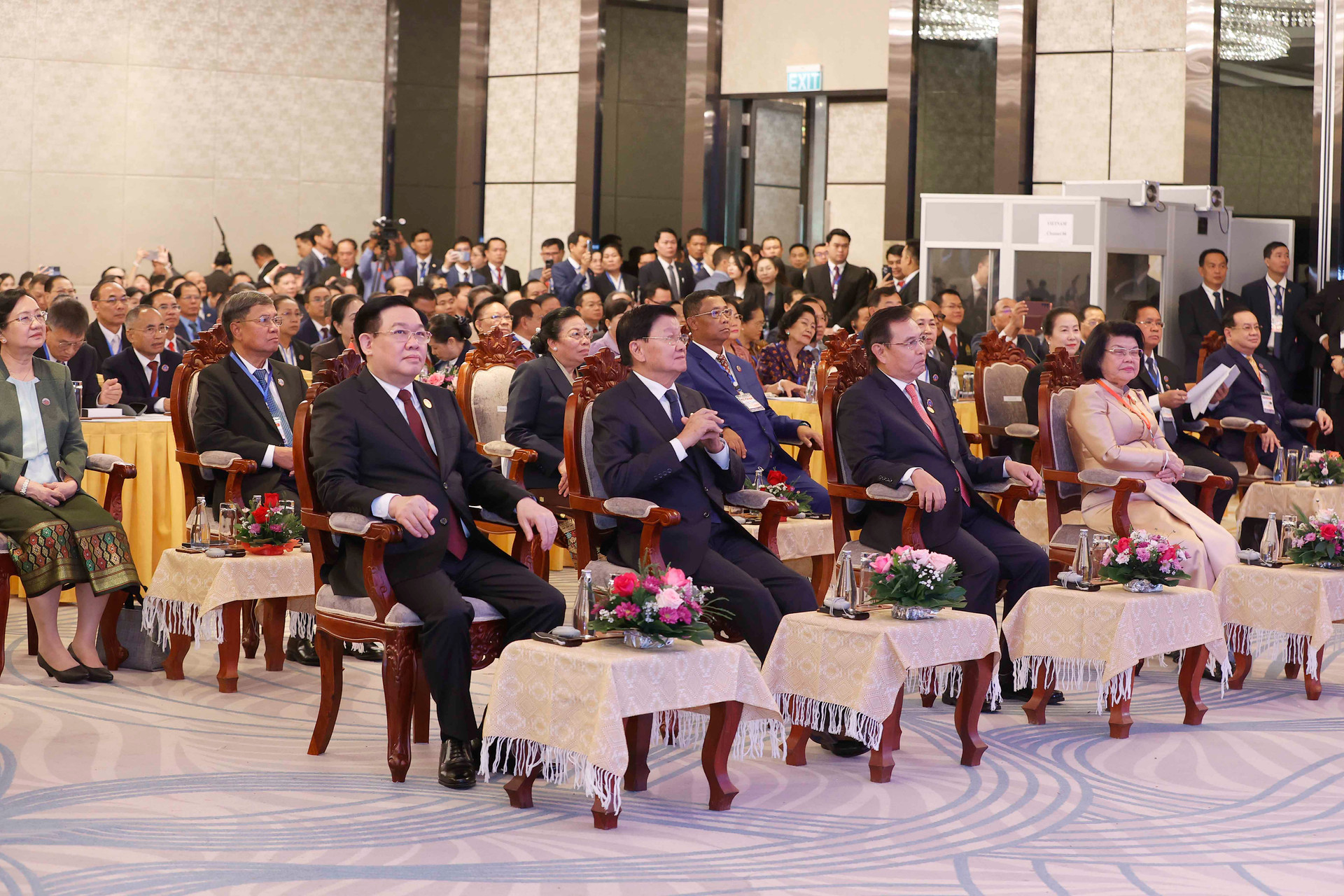 Chủ tịch Quốc hội Vương Đình Huệ dự khai mạc Hội nghị cấp cao Quốc hội 3 nước Campuchia - Lào - Việt Nam lần thứ nhất -0