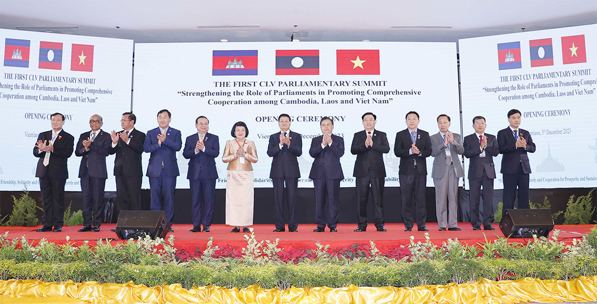 Chủ tịch Quốc hội Vương Đình Huệ dự khai mạc Hội nghị cấp cao Quốc hội 3 nước Campuchia - Lào - Việt Nam lần thứ nhất -6