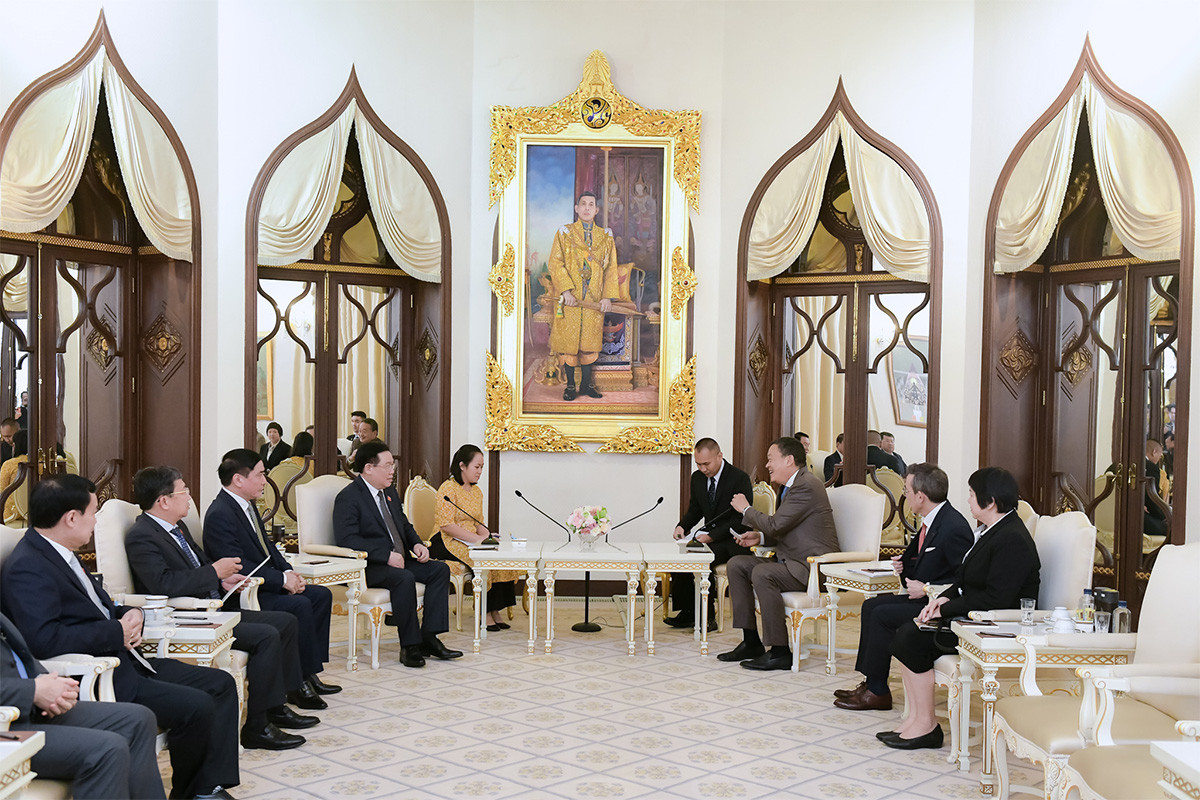 Chủ tịch Quốc hội Vương Đình Huệ hội kiến Thủ tướng Thái Lan Srettha Thaivisin -3
