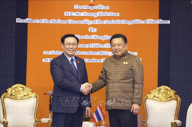 Chủ tịch Quốc hội Vương Đình Huệ khai trương Phố Việt Nam tại Udon Thani, Thái Lan- Ảnh 3.