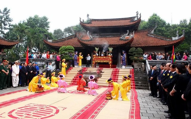 Phú Thọ: Phát triển du lịch song hành với phát huy văn hóa truyền thống