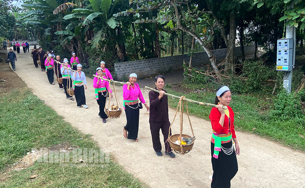 Phục dựng đám cưới của đồng bào dân tộc Mường ở xã Quảng Lạc