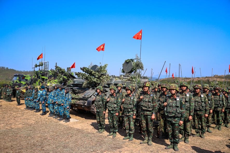Thủ tướng Phạm Minh Chính dự diễn tập chiến thuật có bắn đạn thật của Quân đoàn 12- Ảnh 12.