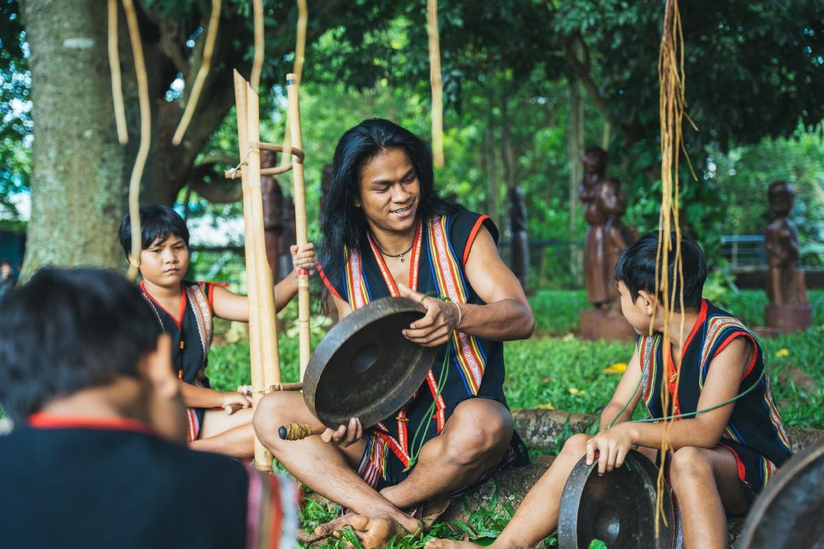 Chàng “Đam San” bước ra từ buôn làng