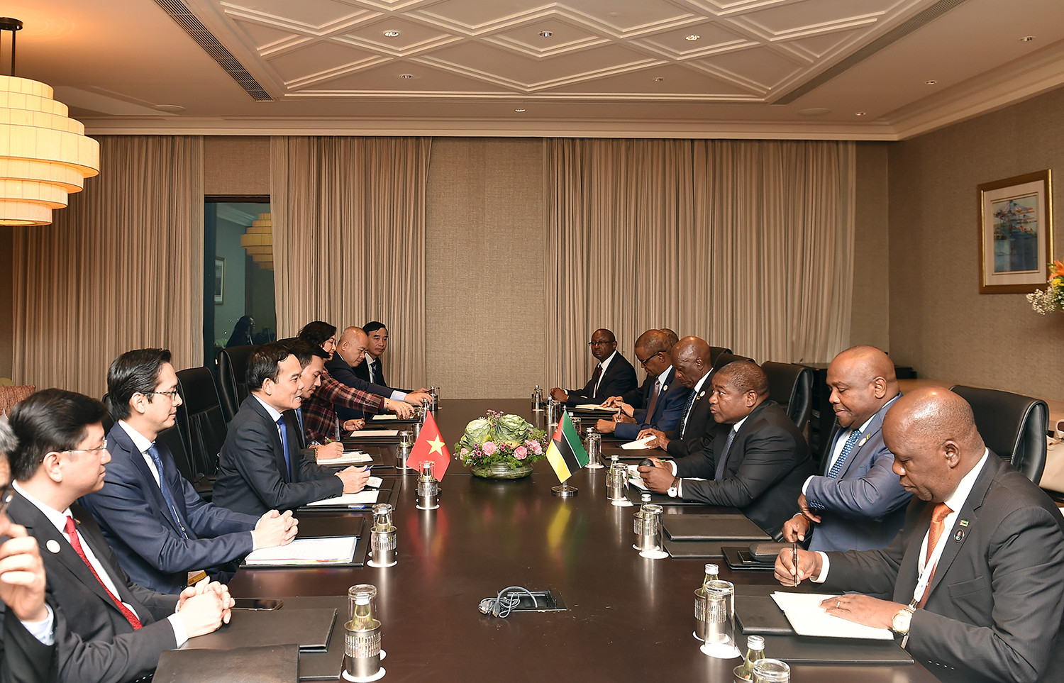 Tổng thống Mozambique mong Việt Nam chia sẻ kinh nghiệm sản xuất nông nghiệp- Ảnh 1.