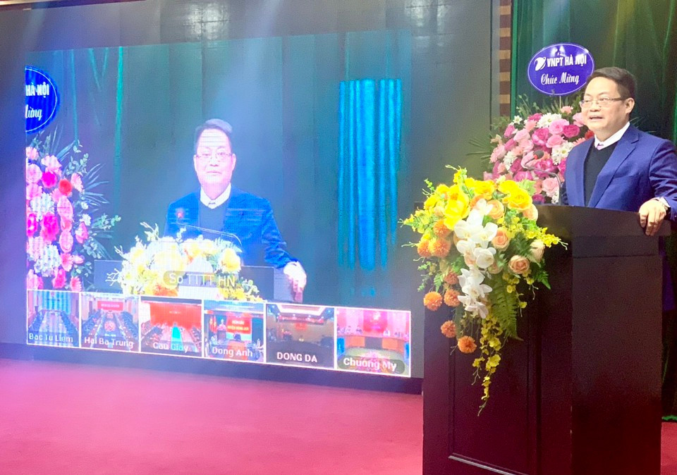 Giám đốc Sở TT&TT Hà Nội Nguyễn Việt Hùng phát biểu tại Hội nghị