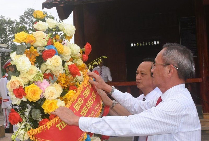 chi-bo-bi-thu.jpg