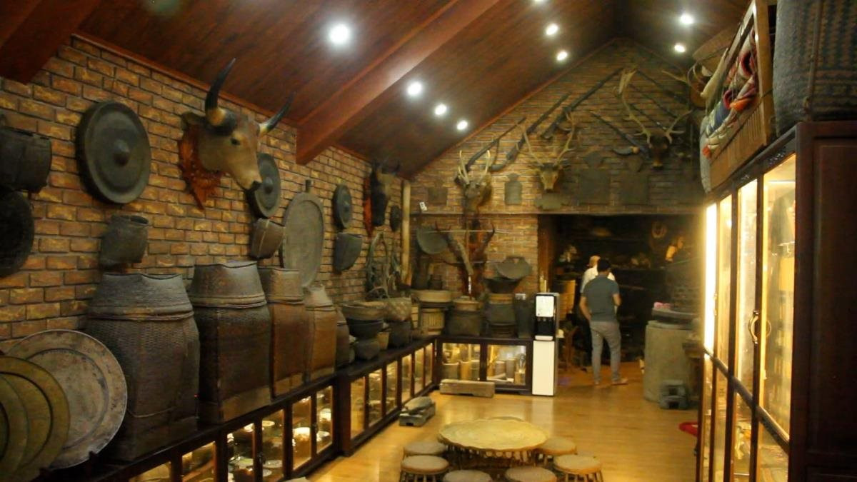 Người lưu giữ nét văn hóa dân tộc Thái trong "Bảo tàng gia đình"