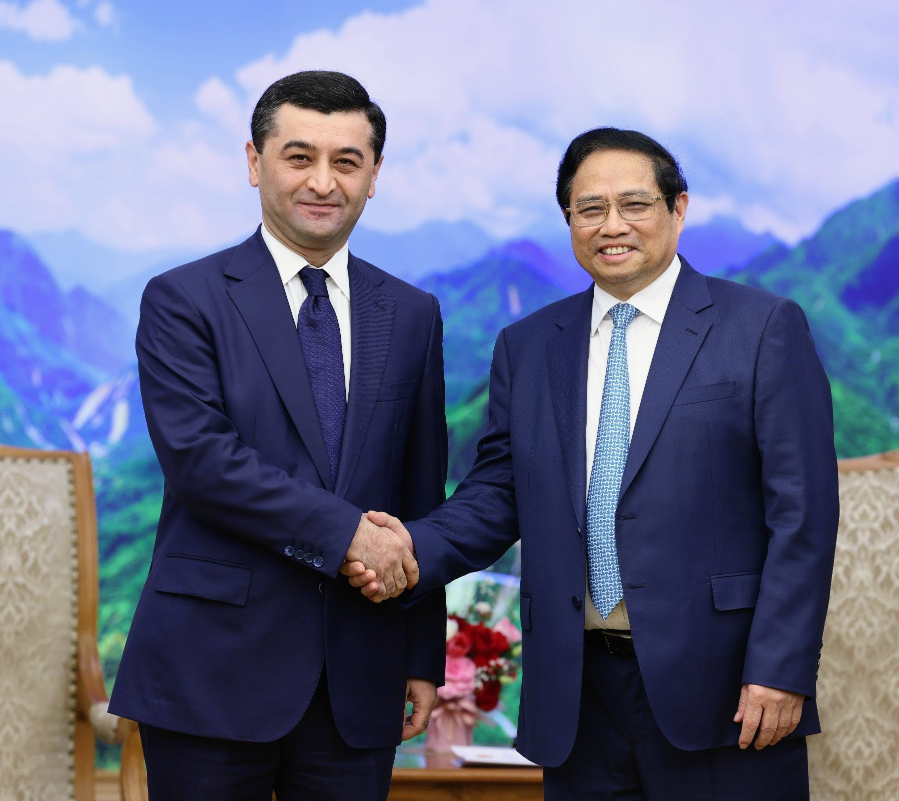 Thủ tướng Phạm Minh Chính tiếp Bộ trưởng Ngoại giao Uzbekistan- Ảnh 1.