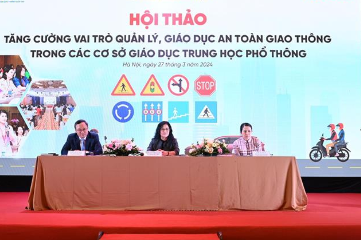 hoi-thao-do-bo-gddt-uy-ban-atgtqg-va-cong-ty-honda-viet-nam-phoi-hop-to-chuc..png