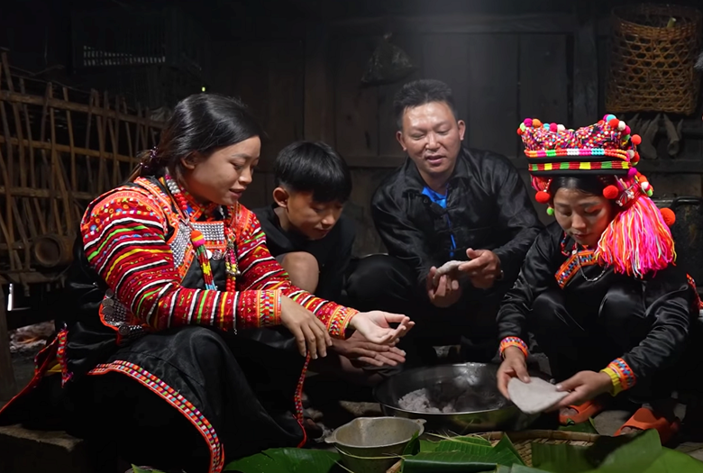 Gò pạ gò ché – món ăn vừa lạ vừa quen của đồng bào Hà Nhì nơi vùng cao