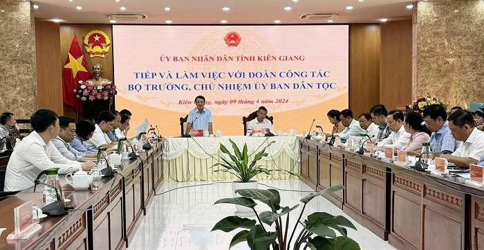 Bộ trưởng, Chủ nhiệm Ủy ban Dân tộc Hầu A Lềnh kiểm tra, đánh giá việc thực hiện Chương trình MTQG 1719 tại tỉnh Kiên Giang