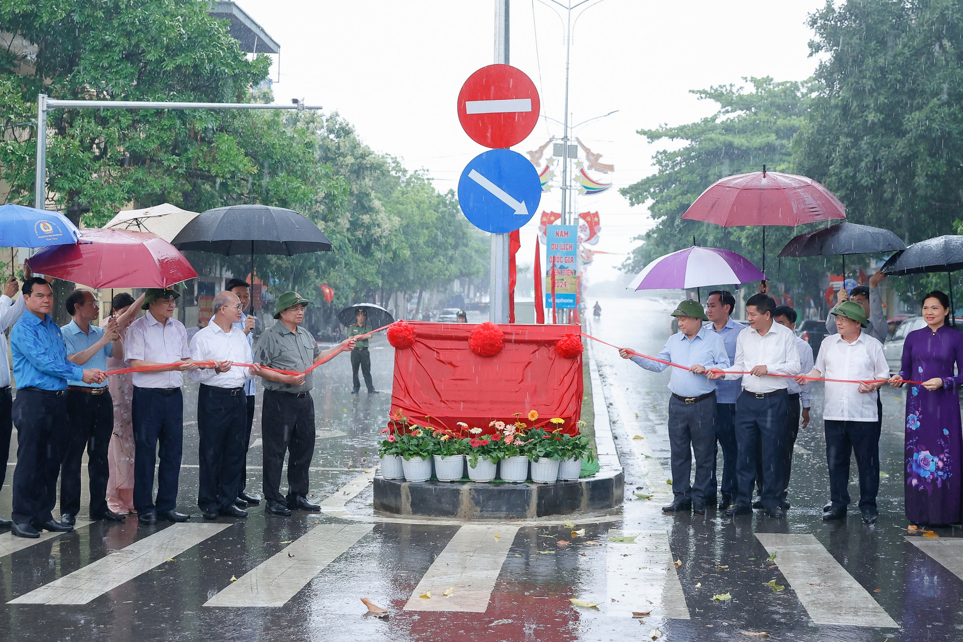 Thành phố Điện Biên Phủ đặt tên đường Phạm Văn Đồng và các anh hùng Điện Biên- Ảnh 3.