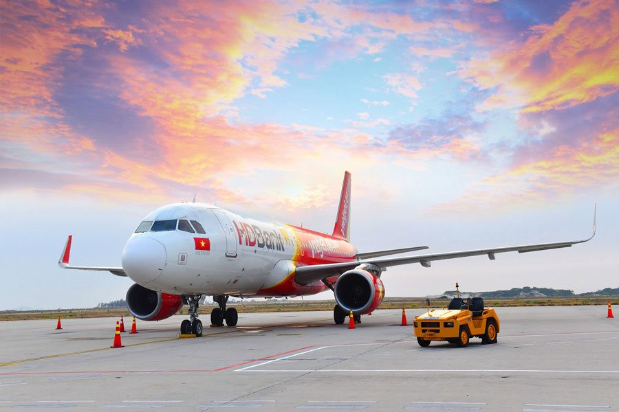 taubayvietjet-1602609859372.jpg