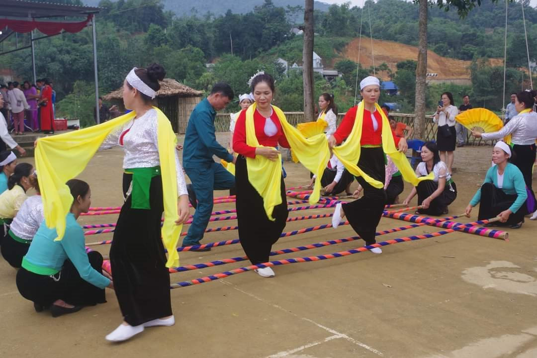 Huyện Đà Bắc nâng cao hiệu quả xây dựng thiết chế văn hóa cơ sở