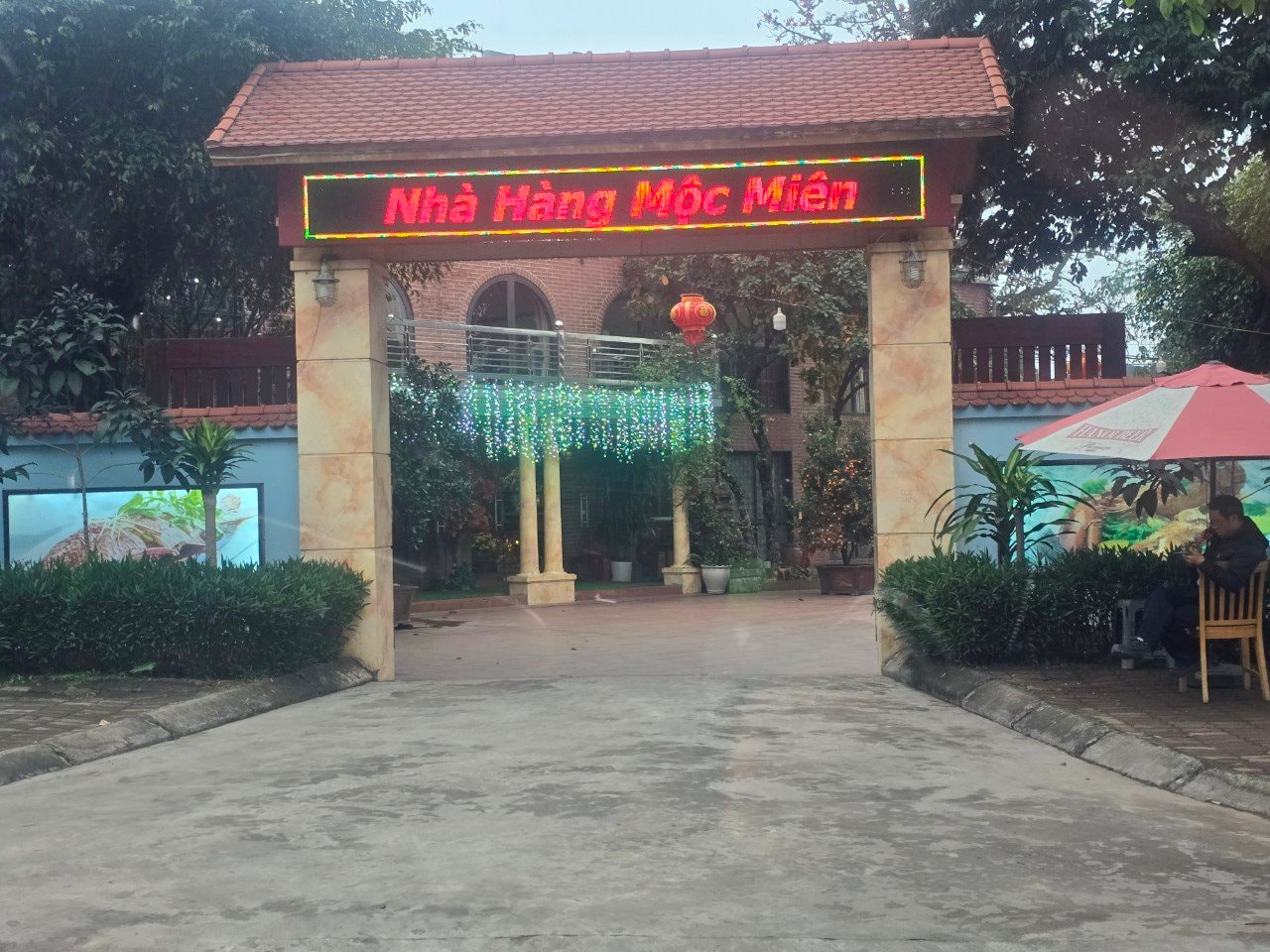 nha-hang-moc-mien-_2.jpg