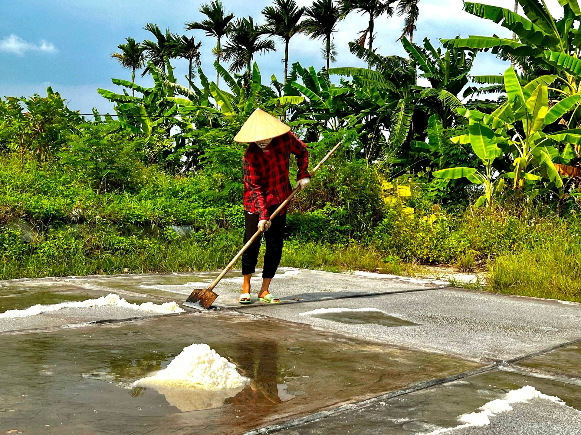 Về đâu nghề muối Bàng La?