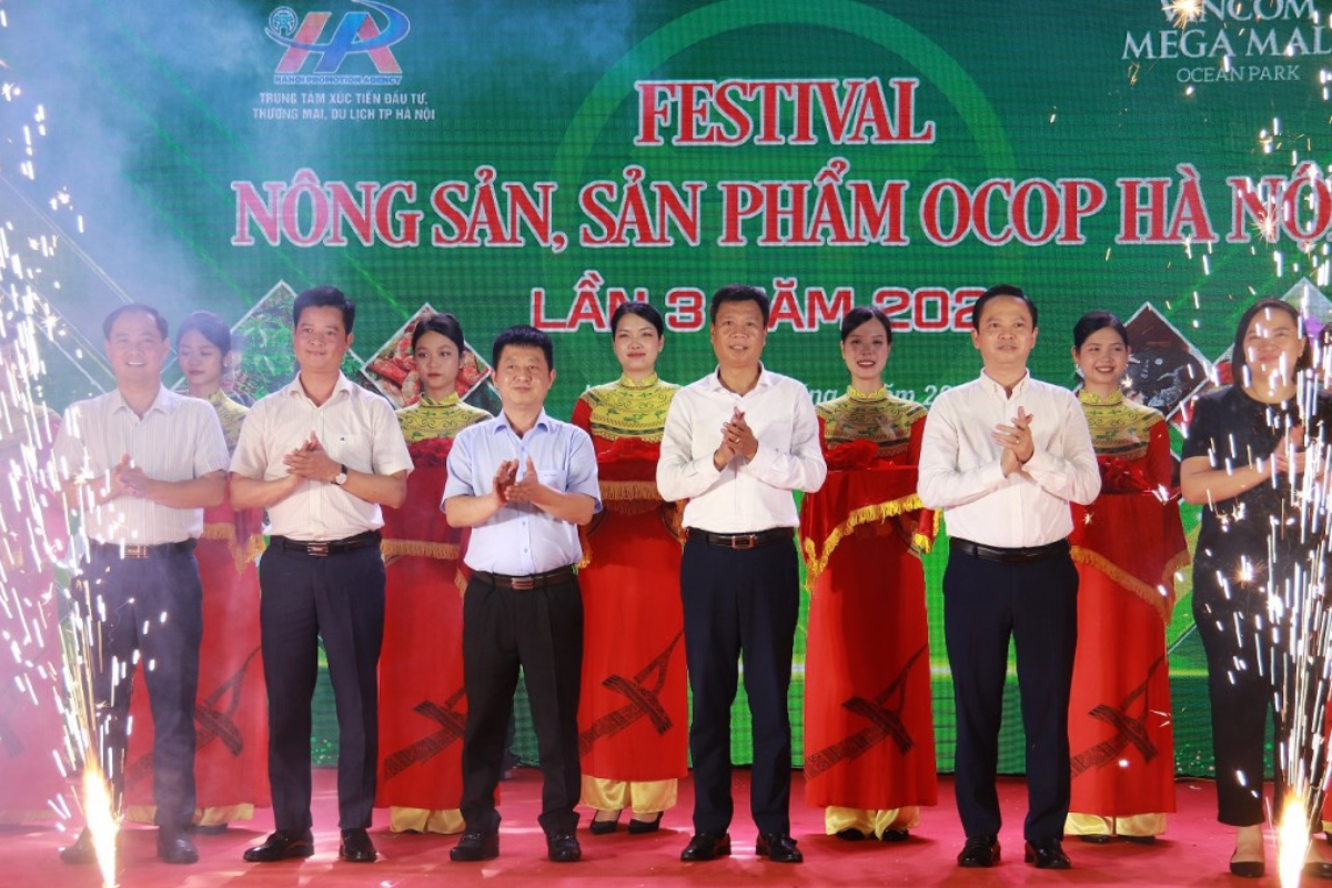 festival-nong-san-san-pham-ocop-ha-noi-lan-3-nam-2024-chinh-thuc-khai-mac..png