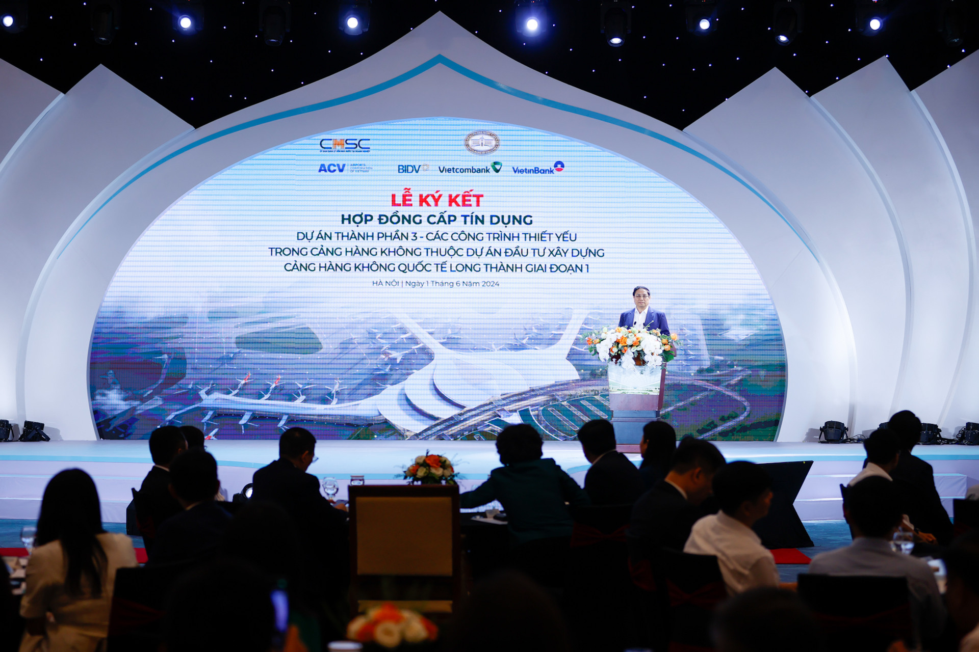 Thủ tướng chứng kiến 3 ngân hàng Việt Nam cấp 1,8 tỷ USD cho dự án sân bay Long Thành- Ảnh 2.