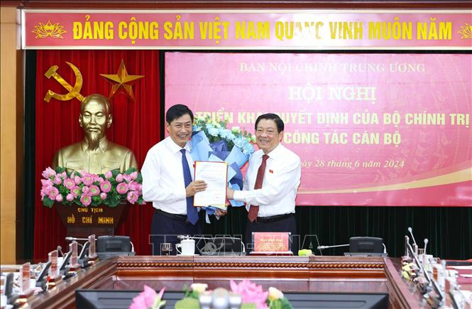 Điều động, bổ nhiệm Bí thư Tỉnh ủy Sơn La Nguyễn Hữu Đông làm Phó Trưởng Ban Nội chính Trung ương- Ảnh 1.