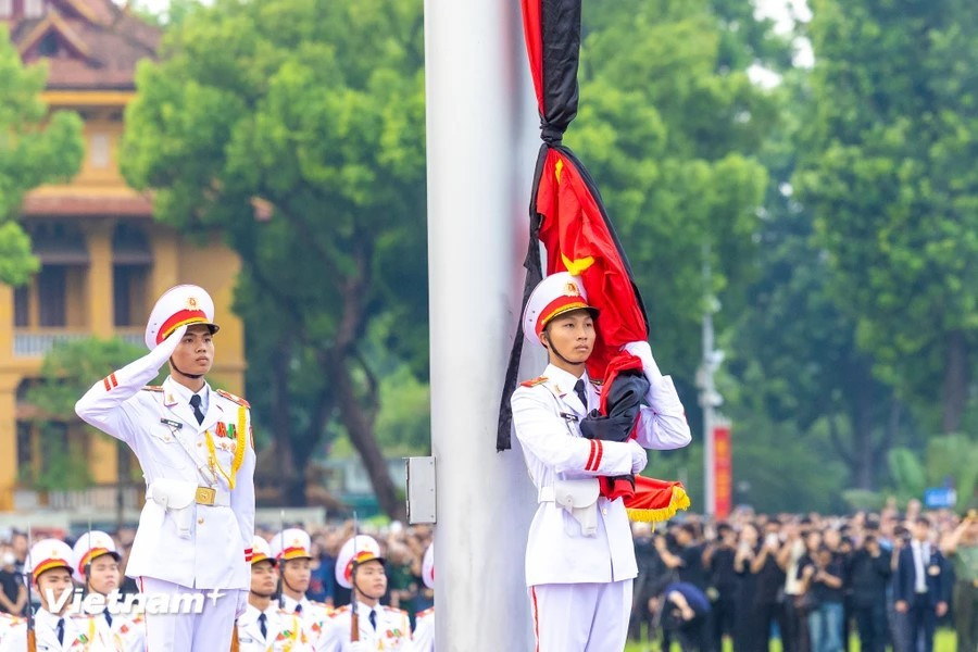 TỔNG THUẬT: LỄ QUỐC TANG TỔNG BÍ THƯ NGUYỄN PHÚ TRỌNG- Ảnh 5.