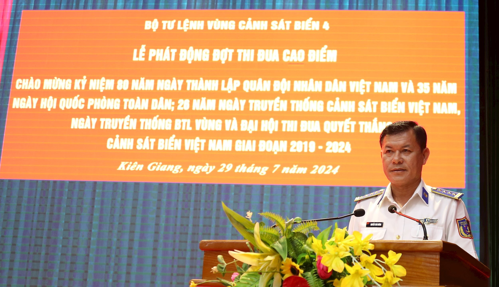 dai-ta-nguyen-thai-duong-uy-vien-ban-thuong-vu-dang-uy-pho-chinh-uy-btl-vung-csb-4-phat-dong-dot-thi-dua..jpg