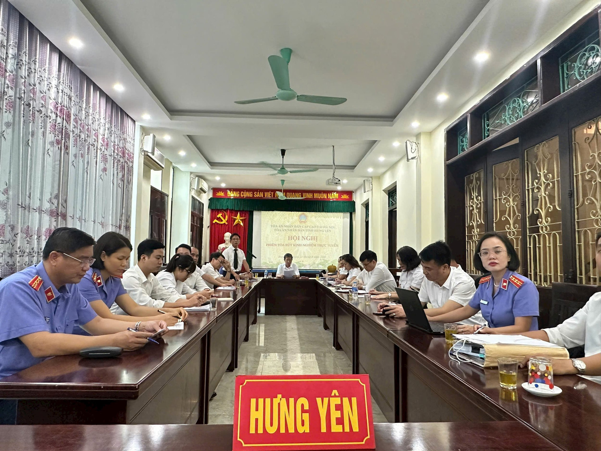 tand-tinh-hung-yen-phien-toa1.jpg