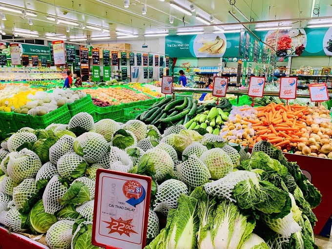 Rau, củ được bán tại MM Mega Market Hạ Long, ngày 9/9. Ảnh: MM