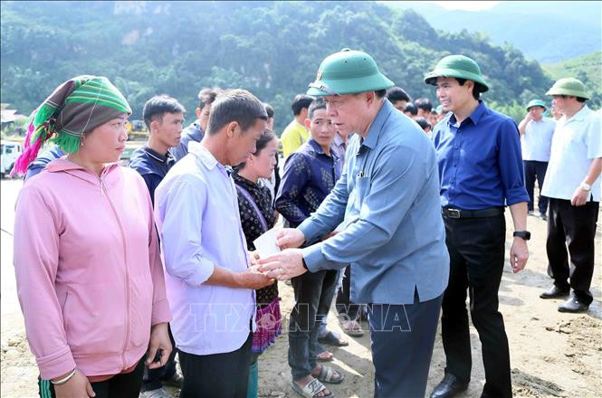 Đồng chí Nguyễn Trọng Nghĩa làm việc với tỉnh Sơn La về khắc phục hậu quả thiên tai- Ảnh 2.