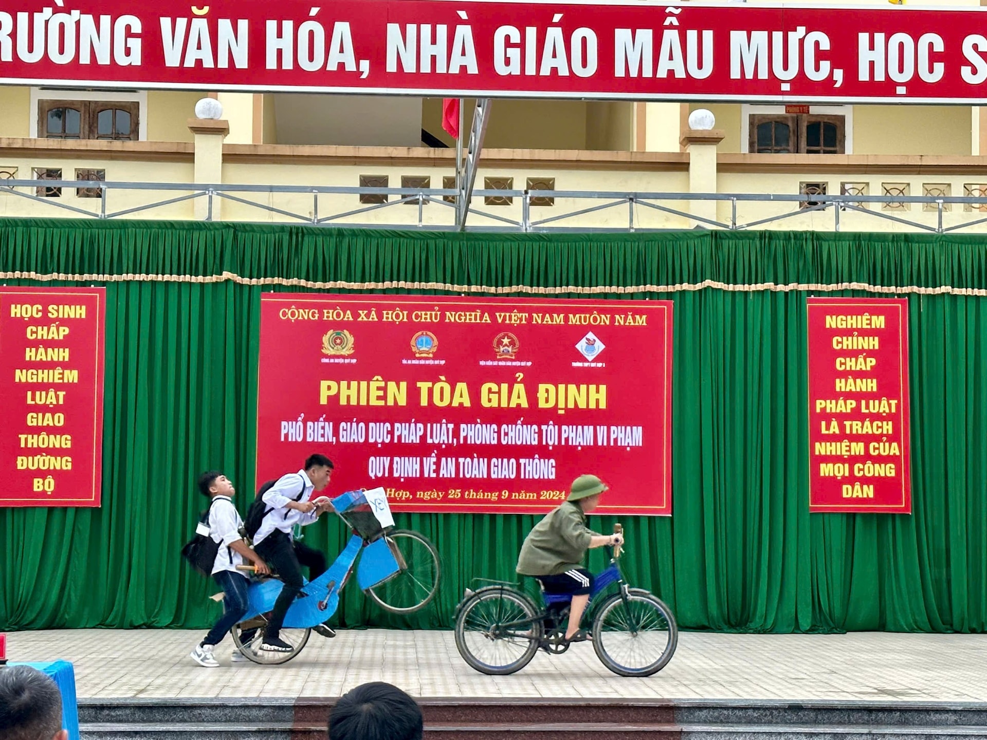 phien_toa_gia_dinh_1.jpg