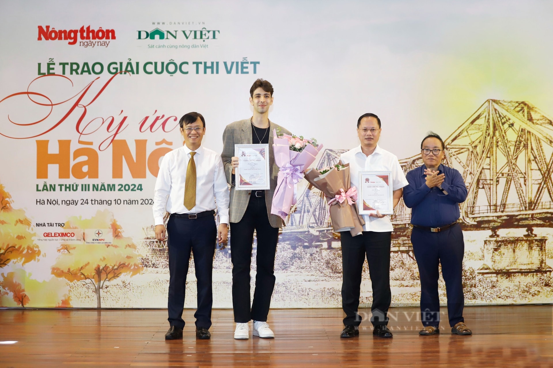 Hành trình cảm xúc tại Lễ trao giải Cuộc thi viết Ký ức Hà Nội- Ảnh 4.