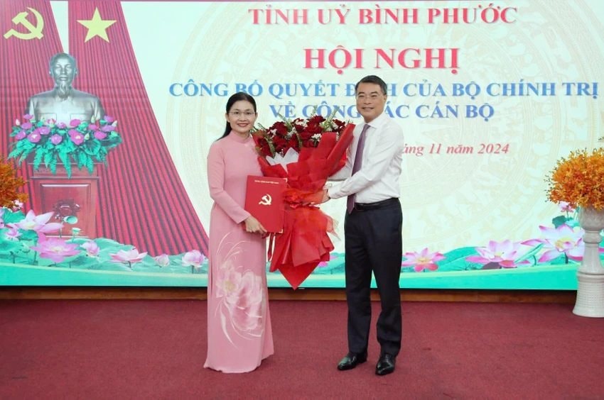 binh-phuoc-co-tan-bi-thu-tinh-uy-1.jpg