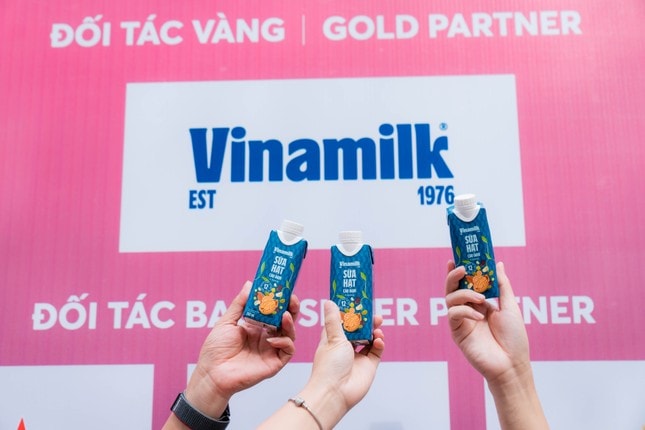 Vinamilk tài trợ '132 kg đạm' cho 11.000 runner VnExpress Marathon Hà Nội ảnh 1