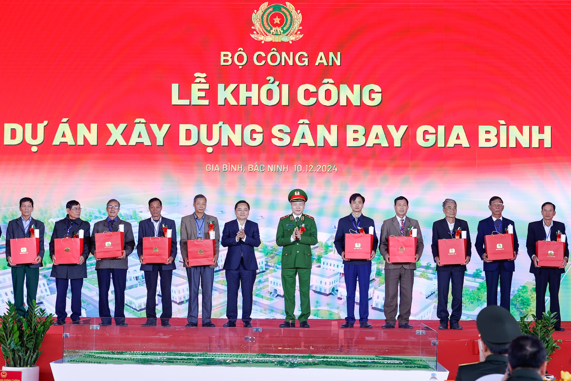 Thủ tướng: Xây dựng sân bay Gia Bình (Bắc Ninh) với yêu cầu '3 nhất'- Ảnh 9.