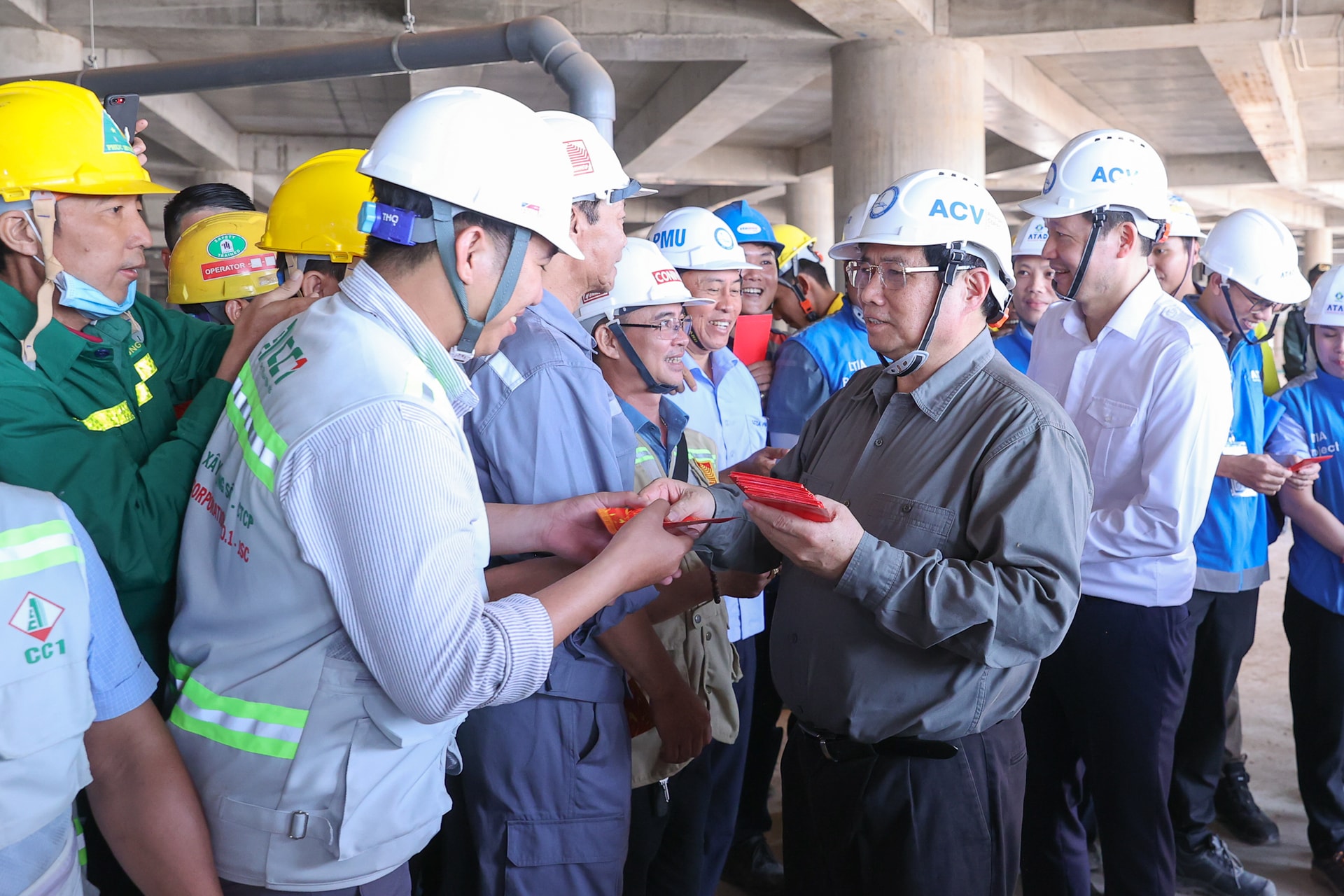 Thủ tướng lần thứ 6 kiểm tra công trường sân bay Long Thành- Ảnh 8.