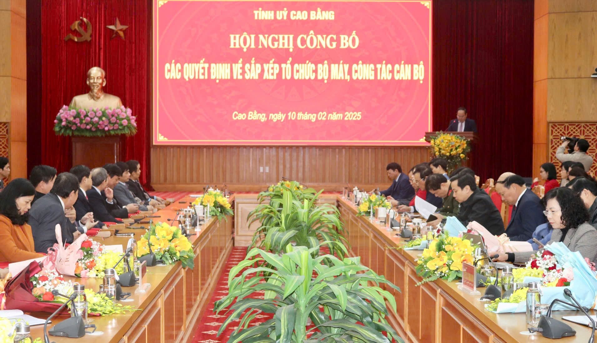 cao-bang-sap-xep-tinh-gon-1-.jpg