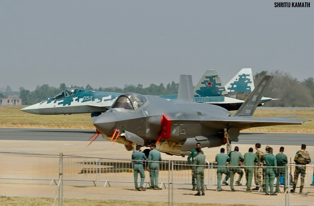 f-35-va-su_57.jpg