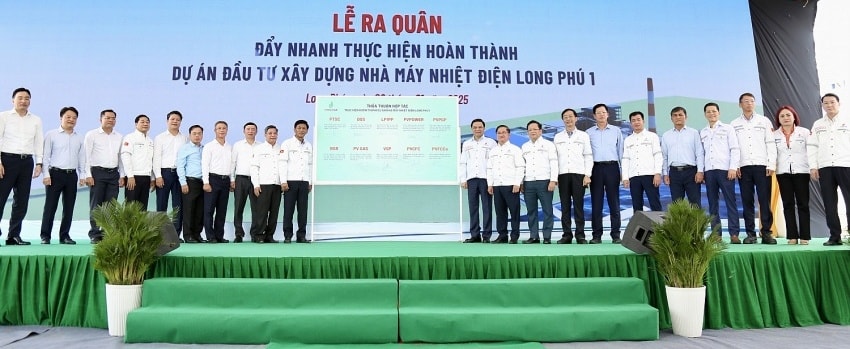 Lễ ra quân đẩy nhanh thực hiện hoàn thành Dự án NMNĐ Long Phú 1.