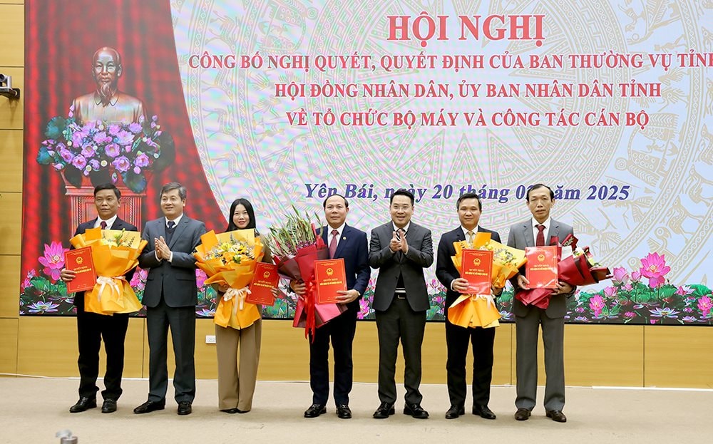 yen-bai-hop-cong-bo-nghi-quyet-2025-4.jpg