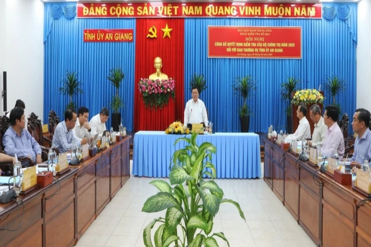 an-giang-bo-chinh-tri.jpg